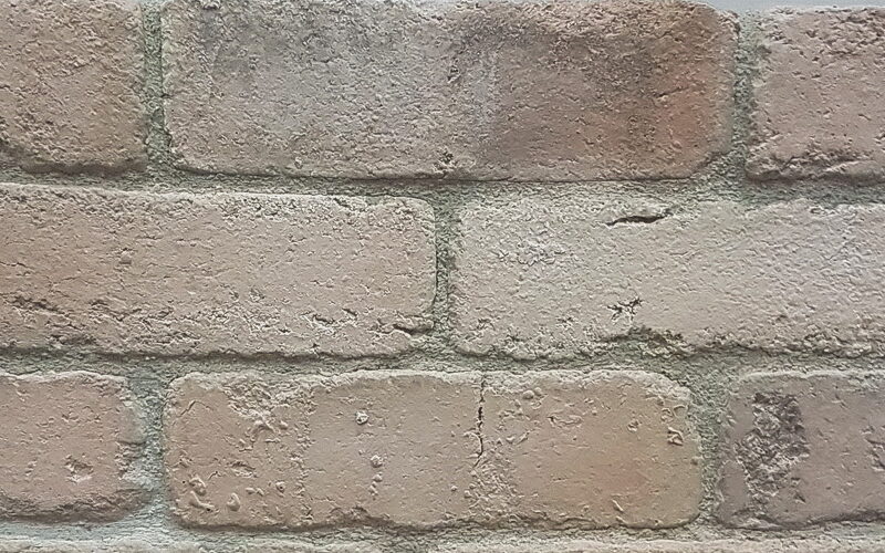 High-quality Antique Wall Brick Veneer by Canyon Stone Canada