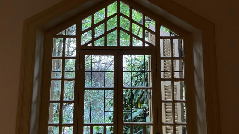 A custtom window from inside