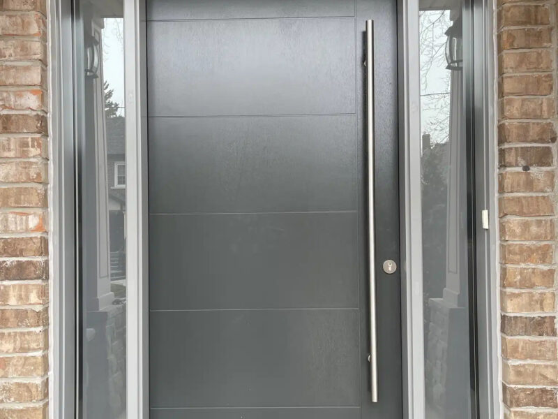 Fiberglass Entry Doors in GTA – Low Maintenance, High Impact