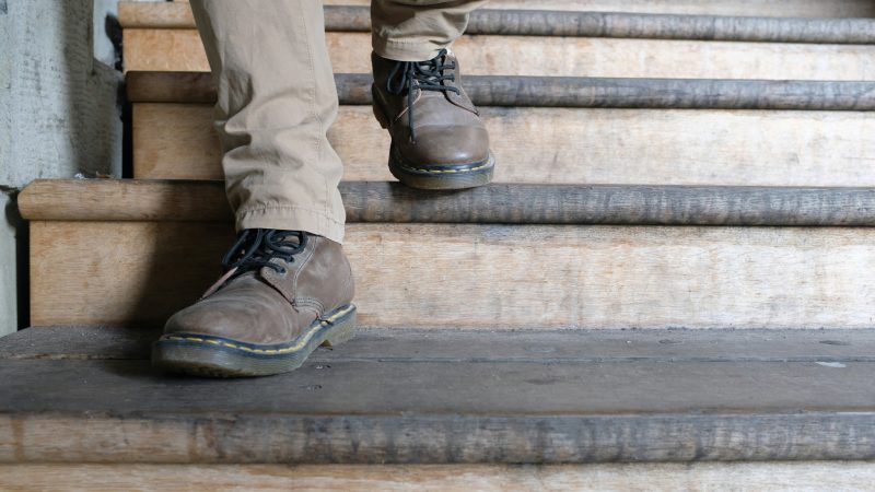 hardwood floor stairs